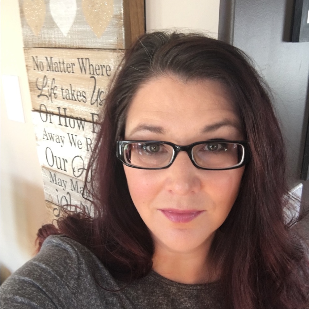 Meet your Posher, Kellie